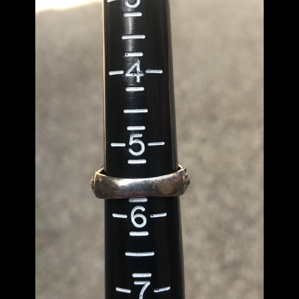 925 Silver Ring - Picture 5 of 5